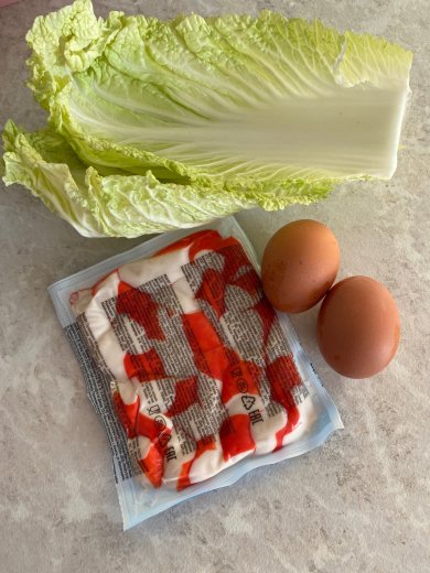 Салат из пекинской капусты и крабовых палочек