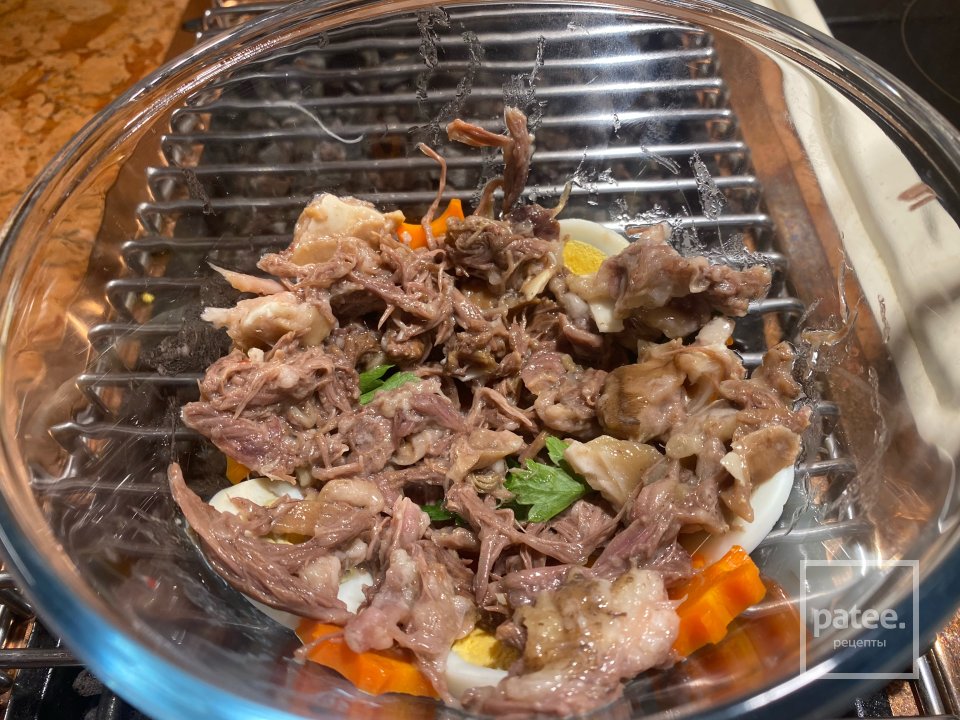 Холодец из свиных ушей и бычьих хвостов - Шаг 14