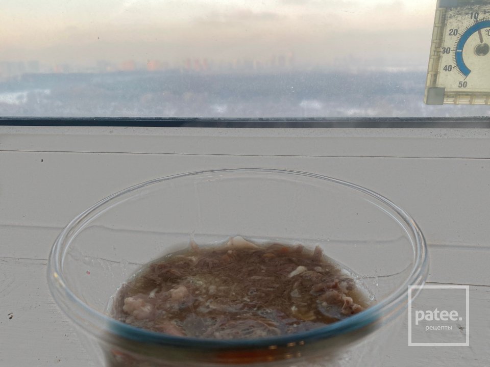 Холодец из свиных ушей и бычьих хвостов - Шаг 17