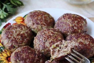 Говяжьи котлеты с кабачком 👍🏼