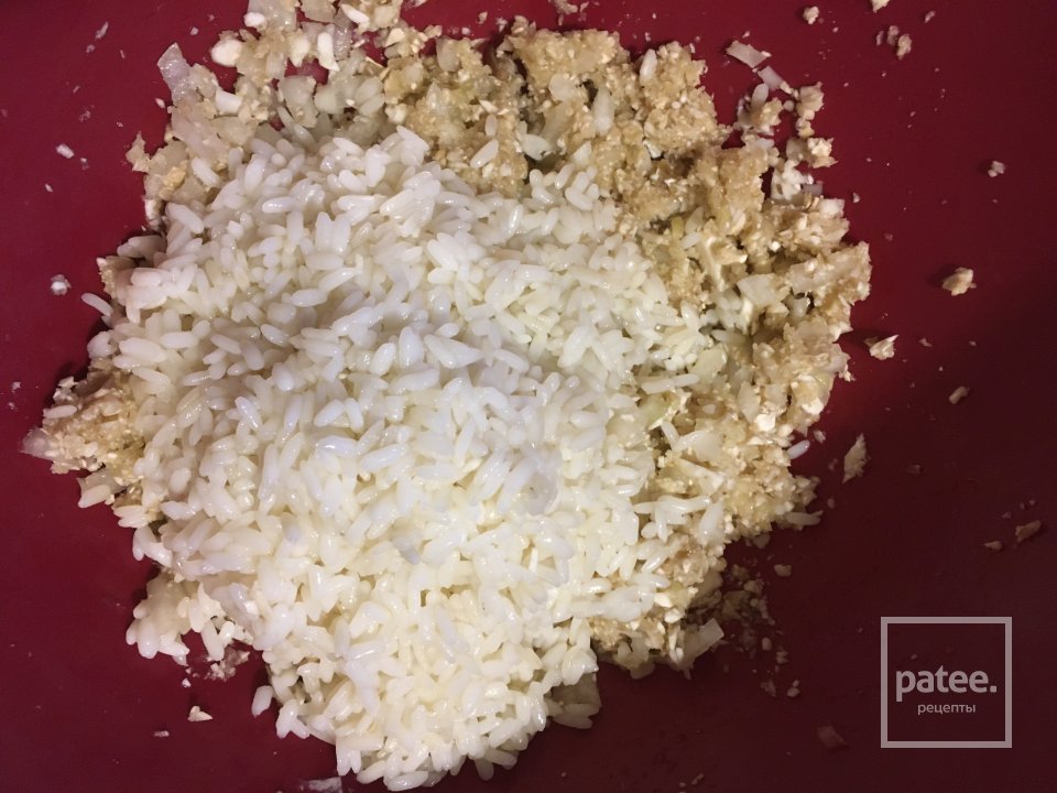 Тефтели с грибами томатно-сметаннном соусе. - Шаг 2