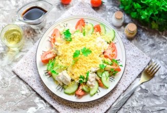 Салат с курицей и соевым соусом 🥗
