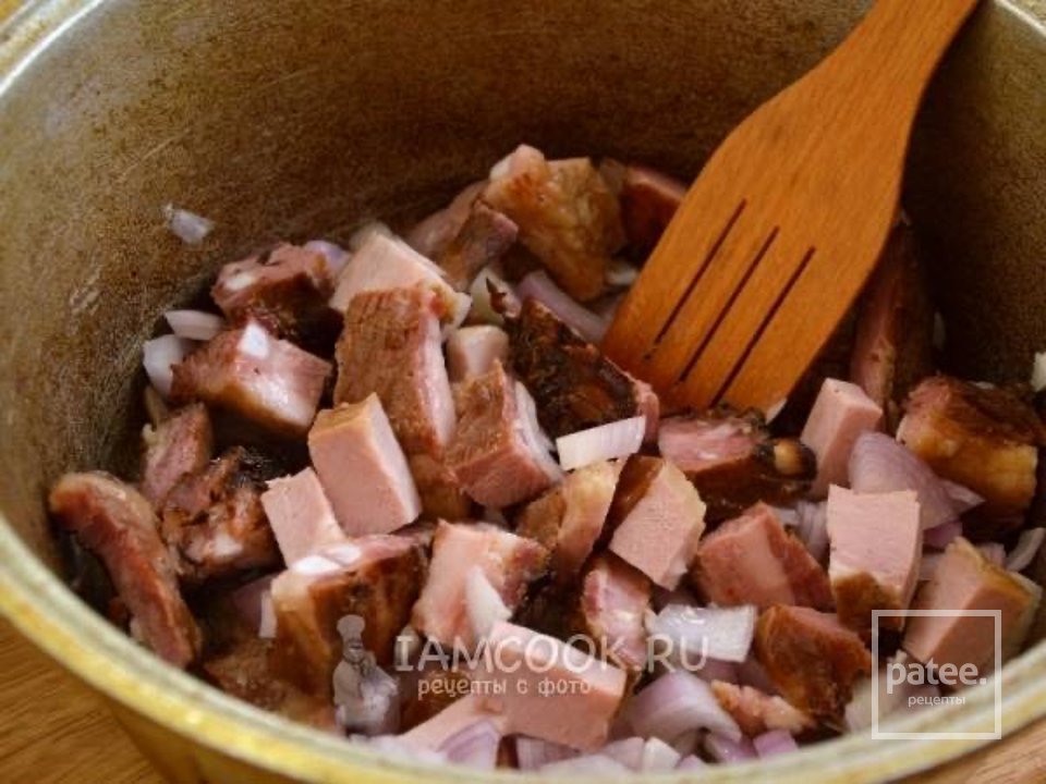 Картофель, тушенный со свиными ребрами в казане 🥩 - Шаг 2