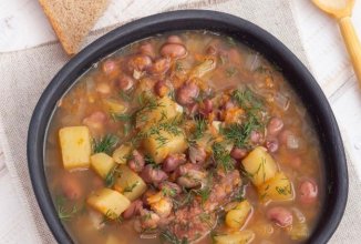 Суп из красной фасоли с мясом 🍲