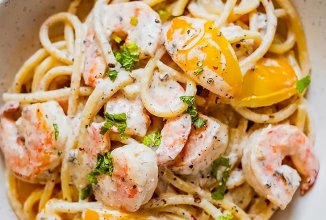 Паста с креветками и черри🍝