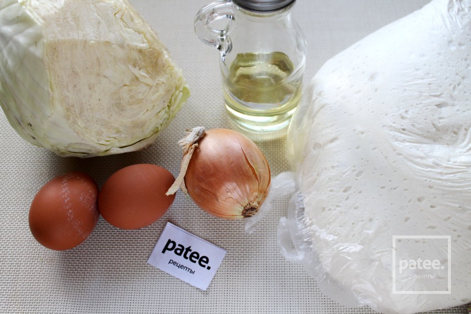 Дрожжевой пирог с капустной начинкой - Шаг 1