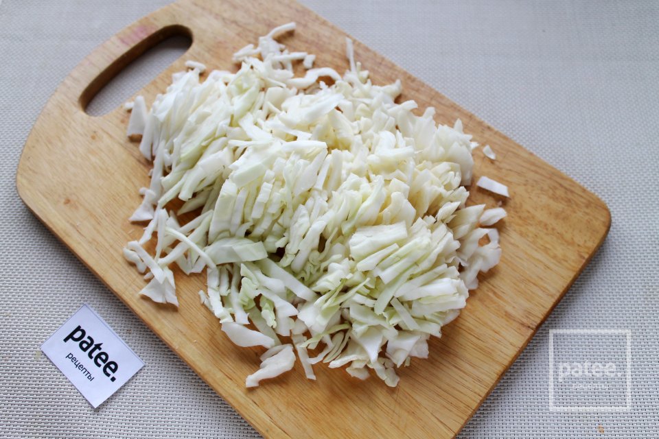 Дрожжевой пирог с капустной начинкой - Шаг 2