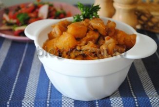 Капуста, тушеная с мясом и картофелем 🥩