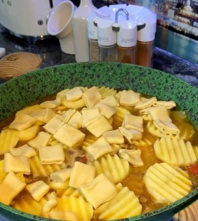 Мясо с рулетиками из теста - Шаг 5