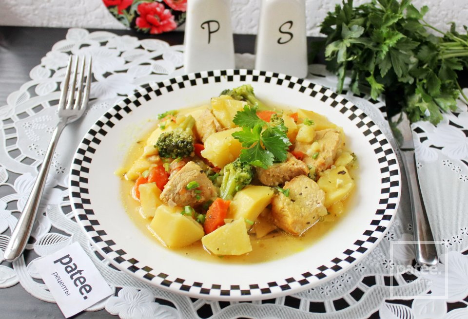 Жаркое из свинины с картофелем и брокколи - Шаг 9