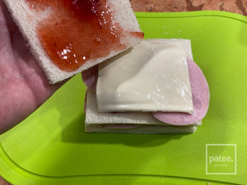 Сырные Тосты с клубничной ветчиной - Шаг 7