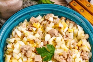 Салат с печенью трески 🥗