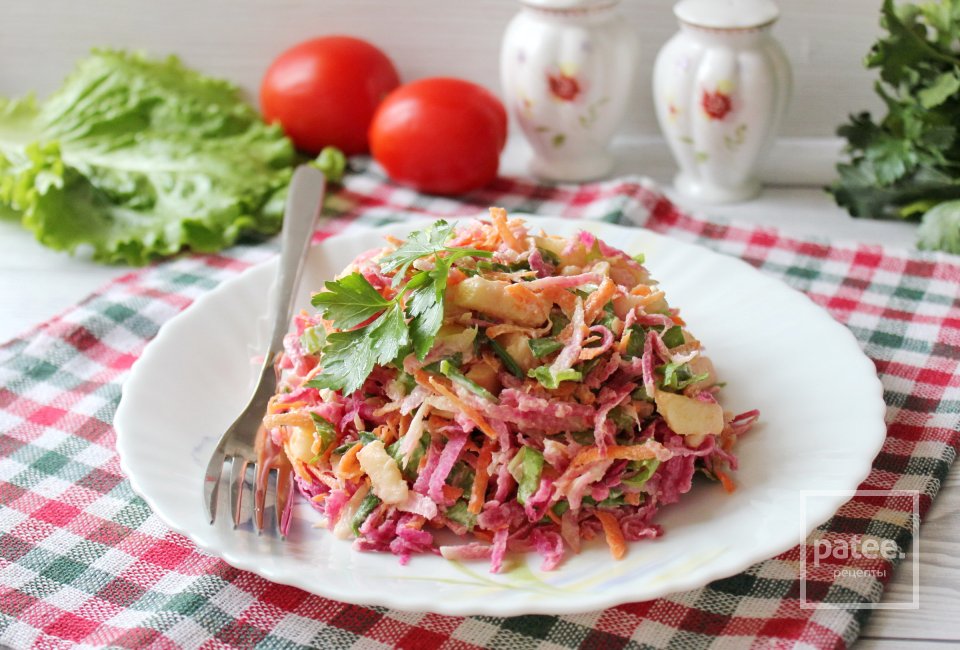 Салат из редьки, моркови и яблока - Шаг 10