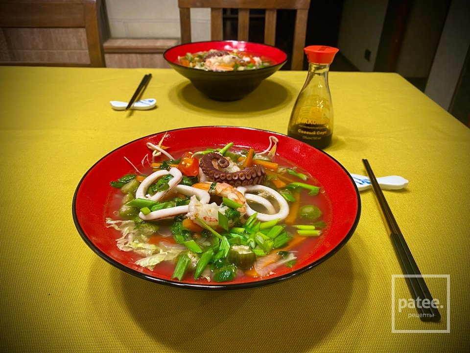 Вьетнамский суп Фо с креветками, кальмарами и осьминогом - Шаг 18