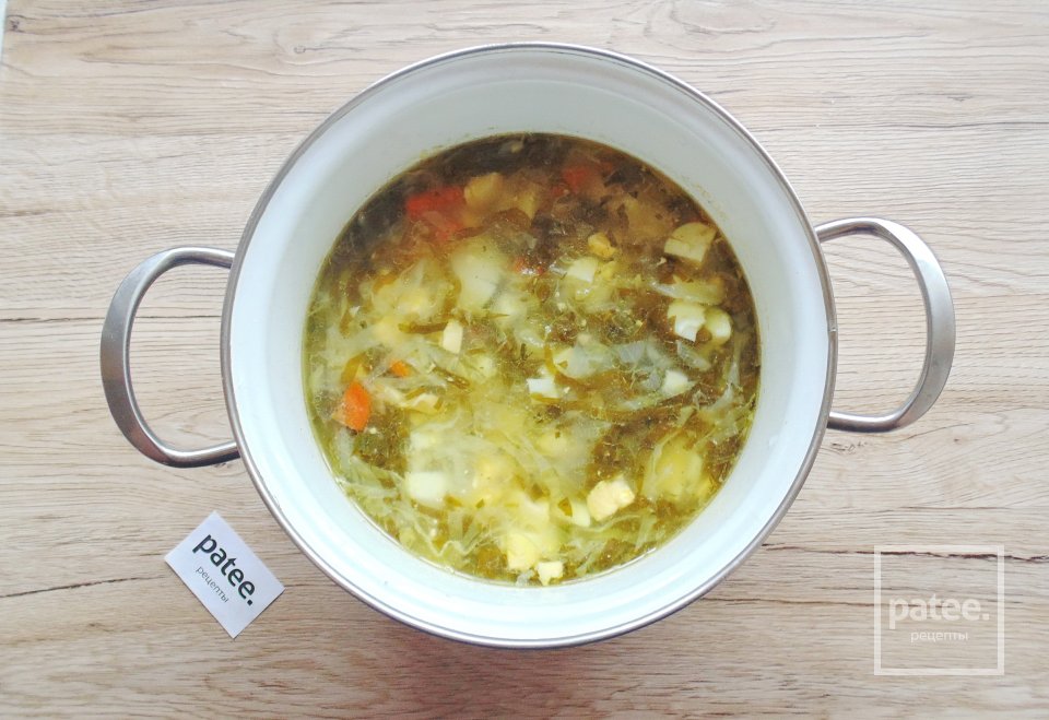 Овощной суп с капустой и щавелем - Шаг 10