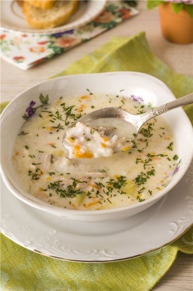 Сырный суп с курицей и рисом 🍲 - Шаг 1