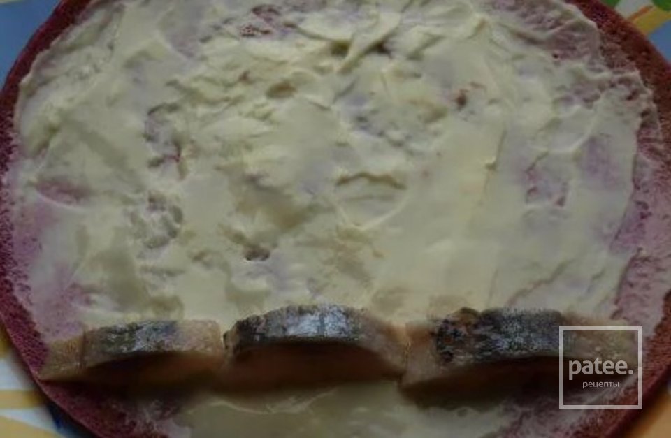 Свекольные блинчики с сельдью и сливочным сыром - Шаг 2