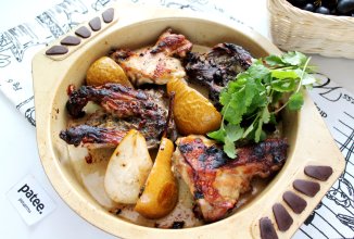Куриные спинки запеченные с грушей в духовке