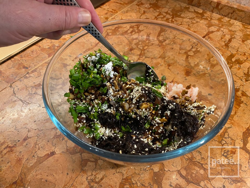 Тигровые пельмени из креветок на пару - Шаг 6