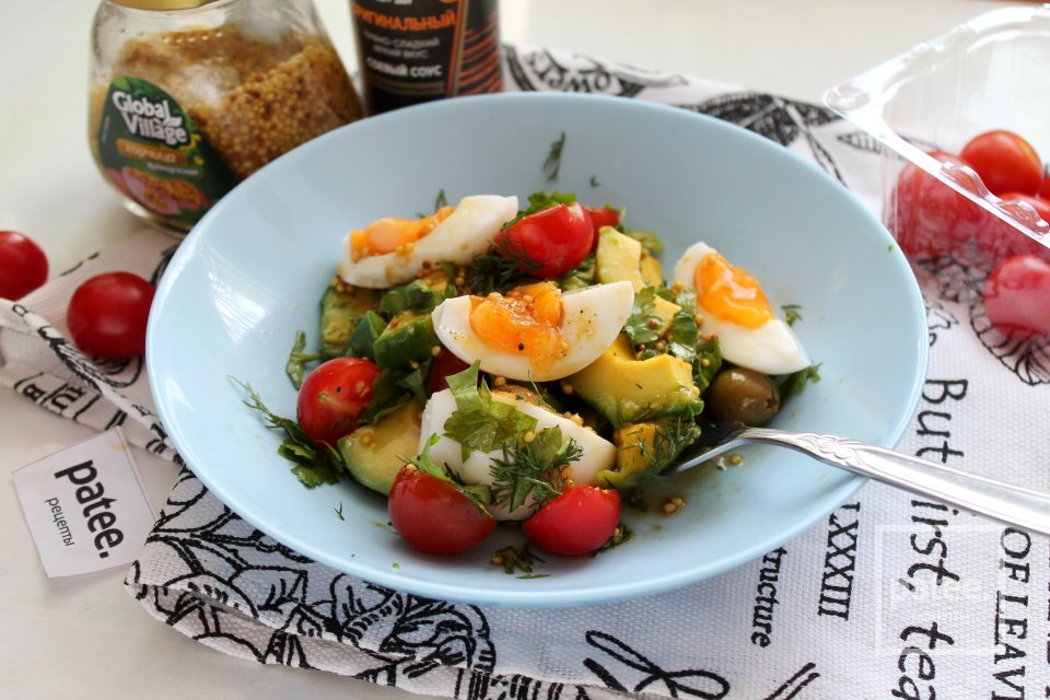 Салат с авокадо,черри и кунжутной заправкой - Шаг 11