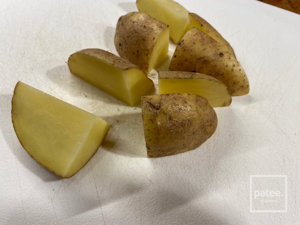 Бургер с беконом, луком и Чеддером - Шаг 1