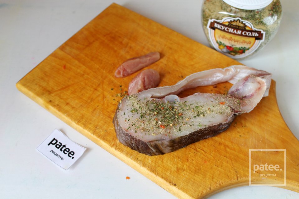 Треска, запеченная с овощами и сметаной - Шаг 4