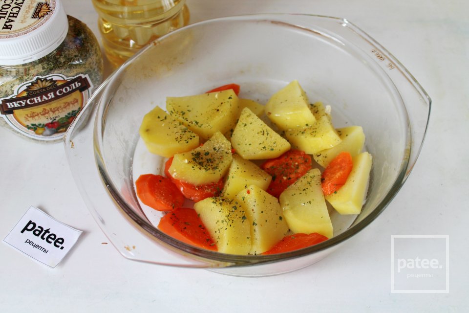 Треска, запеченная с овощами и сметаной - Шаг 7