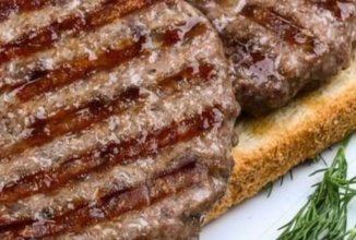 Отменная мясная котлета «Плескавица» 🥩