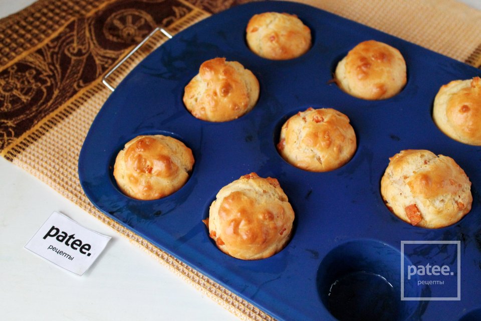 Закусочные маффины с колбасой и сыром - Шаг 12