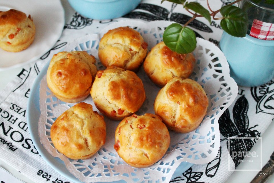 Закусочные маффины с колбасой и сыром - Шаг 13