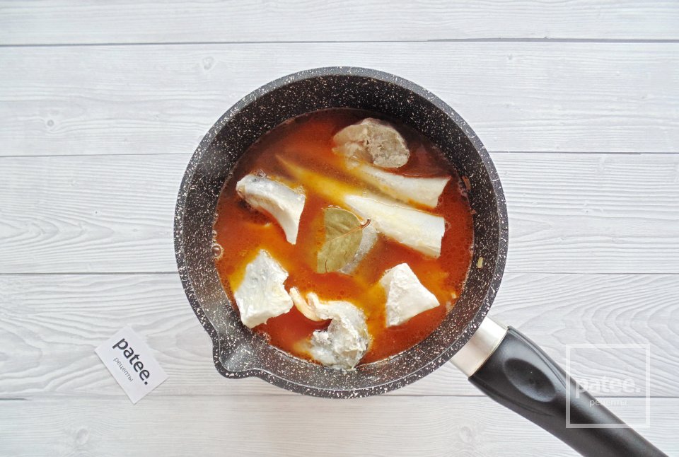 Навага в томатном соусе - Шаг 7