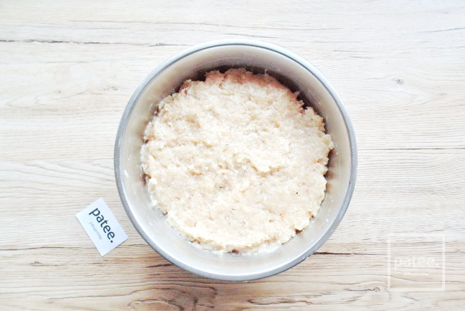 Куриные котлеты без яиц и панировки - Шаг 4