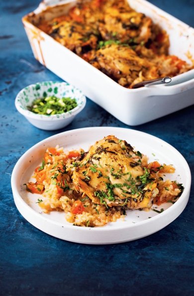 Запеченная курица с рисом и помидорами 🍗 - Шаг 1