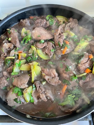 Куриная печень с кабачками - Шаг 7