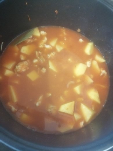 тушенная картошка с курицей в мультиварке - Шаг 6