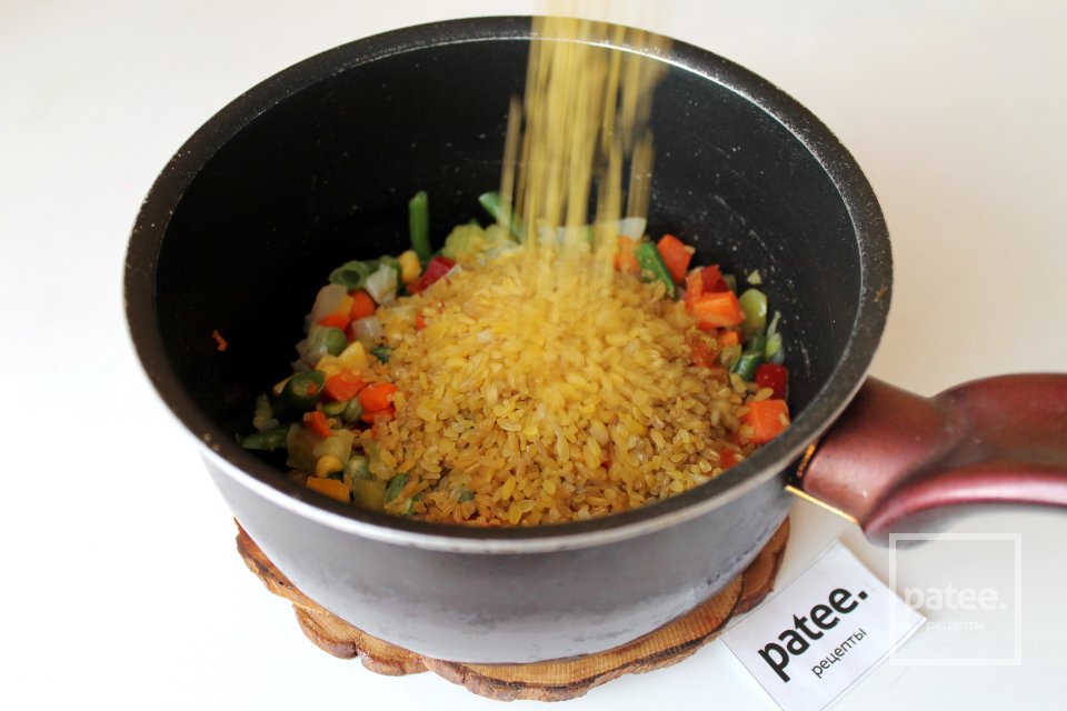 Булгур с мексиканской смесью и креветками - Шаг 6