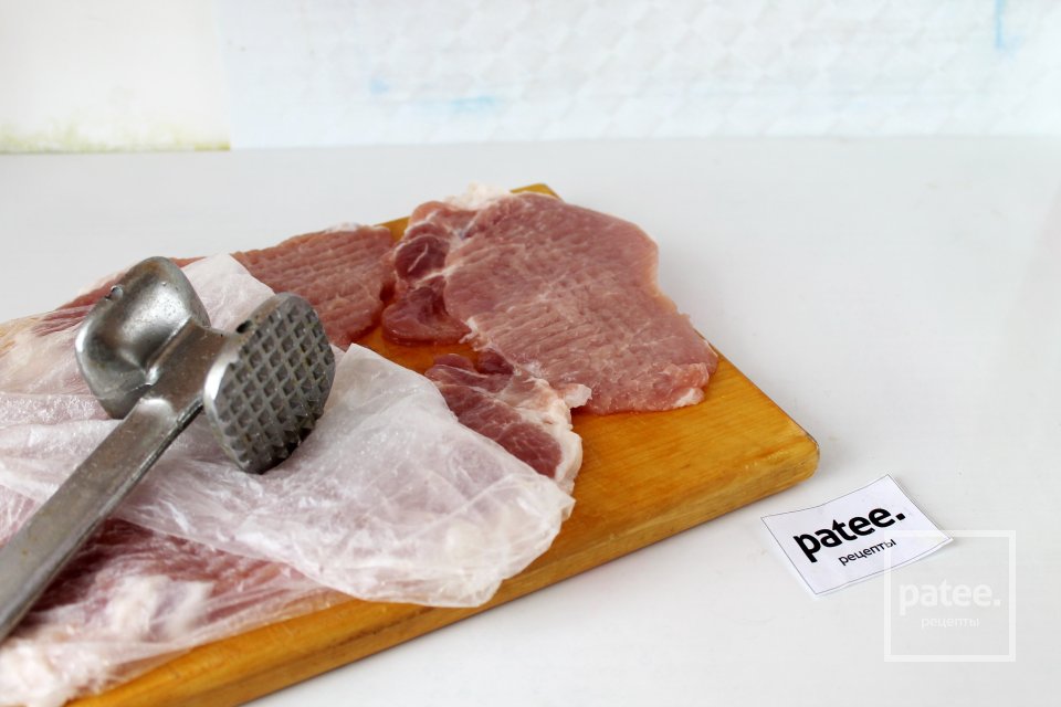 Мясо по-строгановски с белыми грибами - Шаг 3