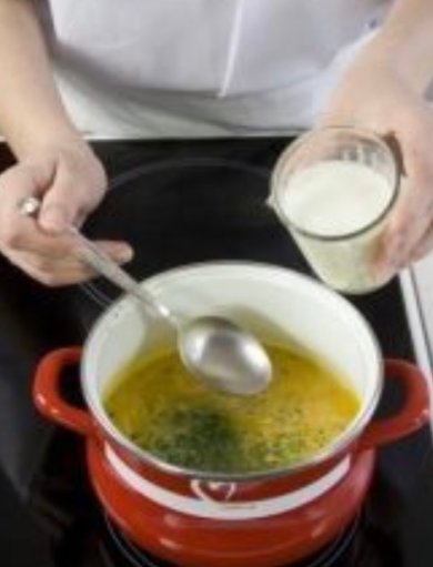 Картофельный суп с молоком - Шаг 3