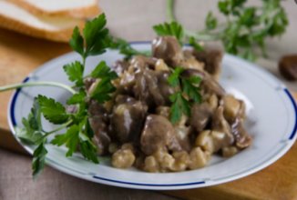 Баранина с каштанами