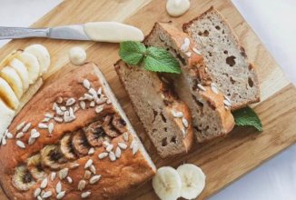 Банановый хлеб с медом и йогуртом в духовке