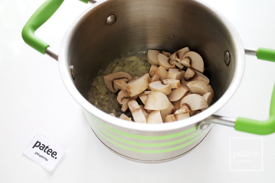 Сырный суп с грибами - Шаг 5