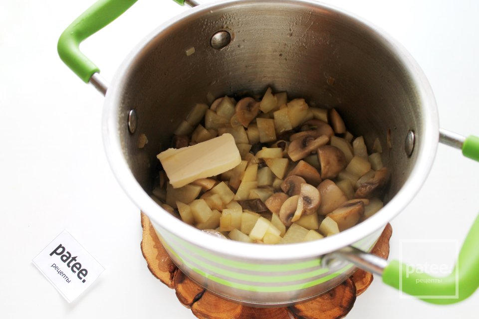 Сырный суп с грибами - Шаг 8