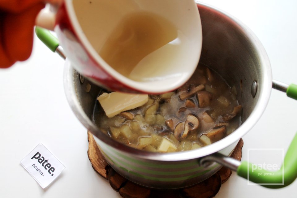 Сырный суп с грибами - Шаг 9