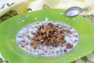 Гранола с молоком