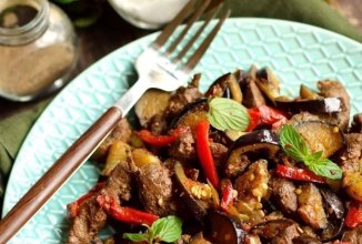 Говяжья печень с баклажанами 👍🏼