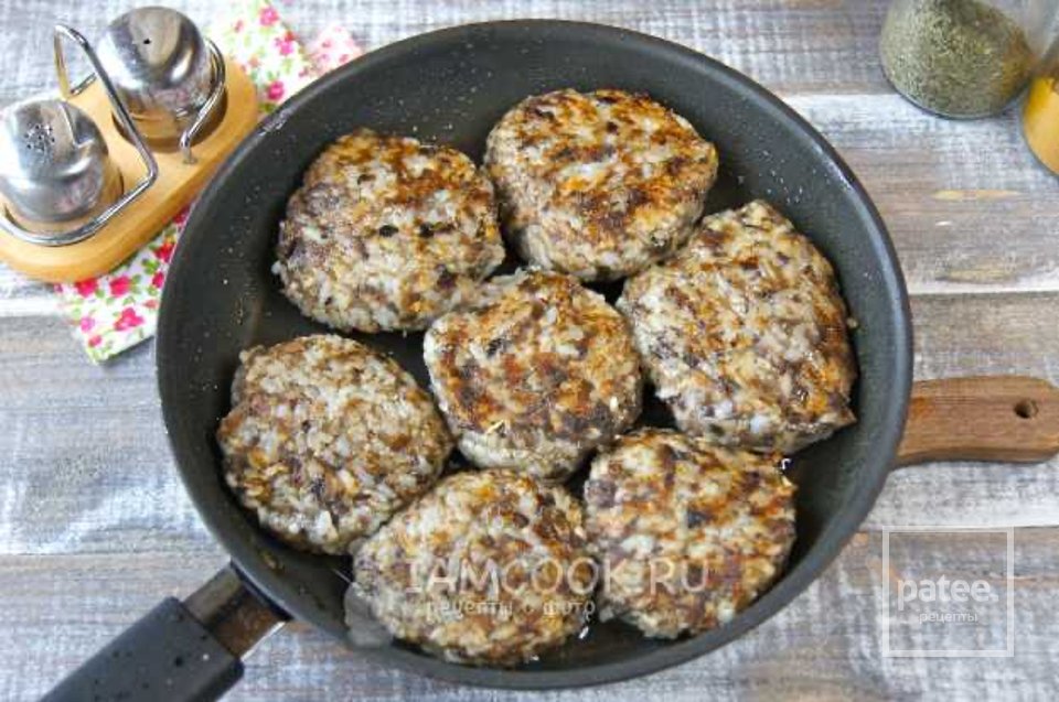 Постные рисовые котлеты с грибами 👍🏼 - Шаг 10