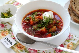 Вегетарианский борщ с запечёнными овощами