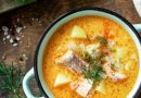 Норвежский суп со сливками и лососем