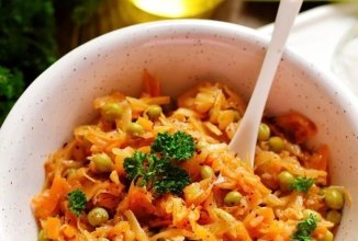 Тушеная капуста с зеленым горошком 🥬