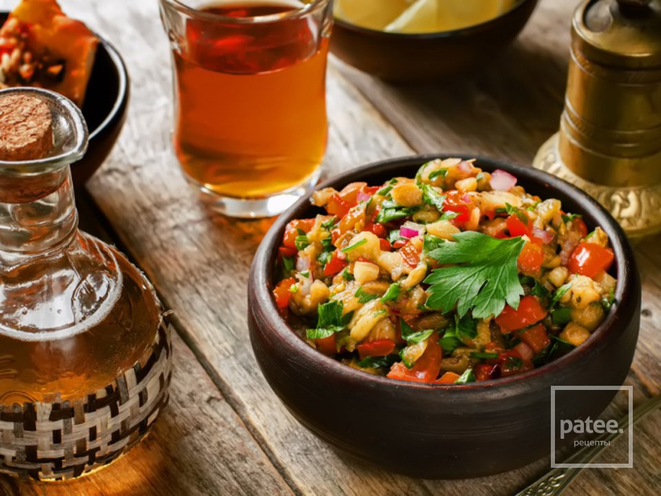 Салат с баклажанами и курицей 🥗 - Шаг 1